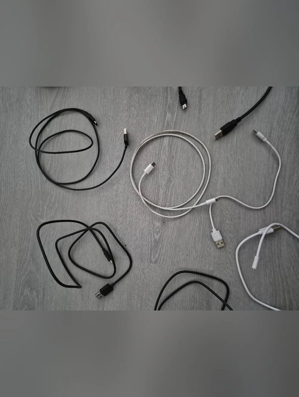 Cell Chargers Cords Adapters 23 Pieces Clean Out Bundle